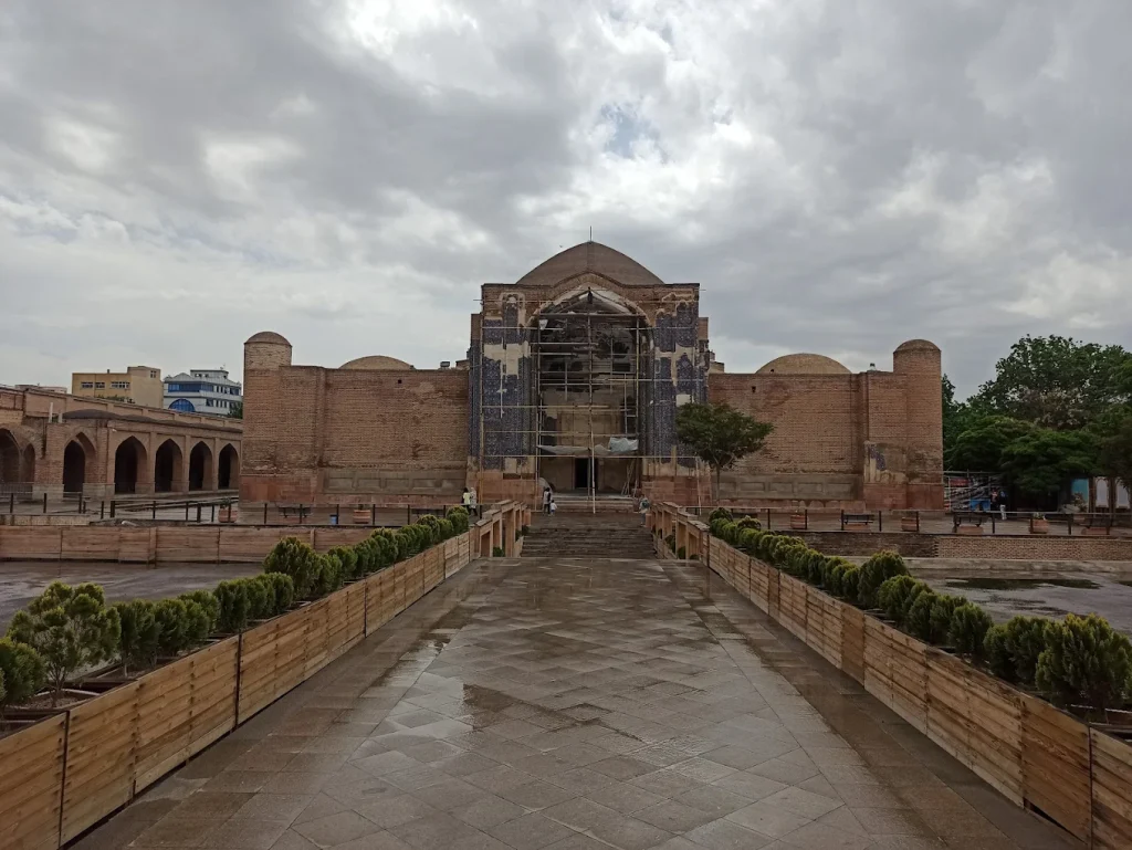 مسجد کبود تبریز از بهترین اماکن دیدنی تبریز