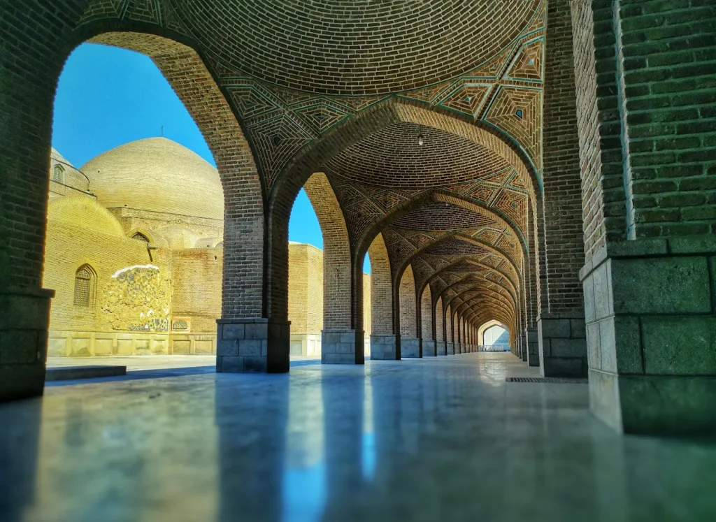 سبک معماری مسجد کبود تبریز