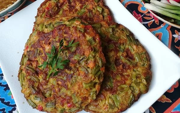 کوکو لوبیا سبز تبریز از ساده ترین غذاهای سنتی تبریز