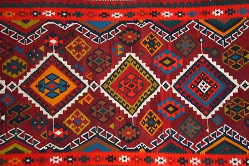 ورنی یا سوماک یکی از هنرهای دستی ظریف و منحصربهفرد