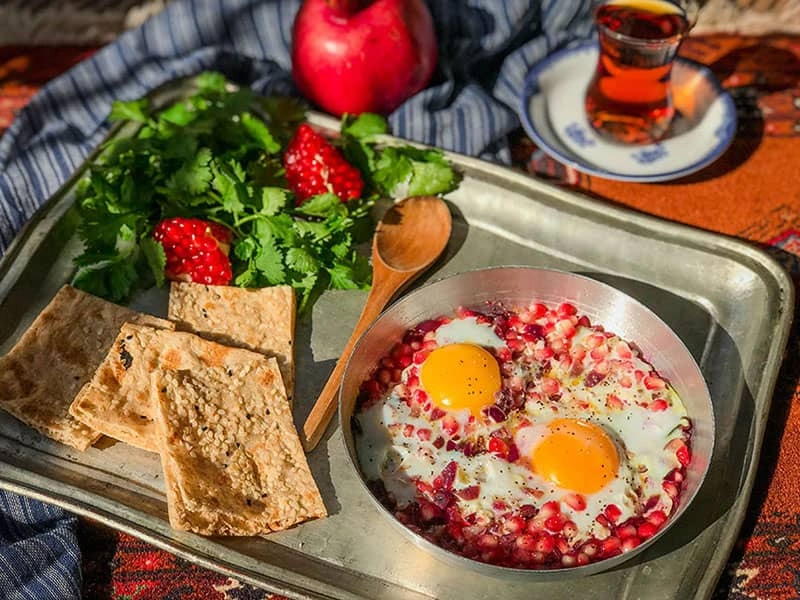 صبحانه سرای آتا صبحانه سنتی تبریز