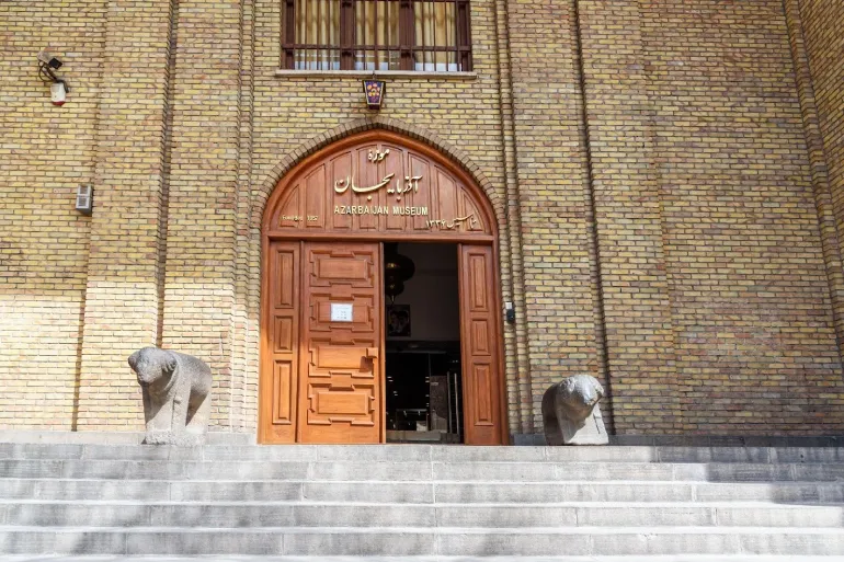 موزه آذربایجان تبریز اماکن گردشگری تاریخی تبریز